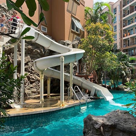 Atlantis Condo Resort Pantai Jomtien Bagian luar foto